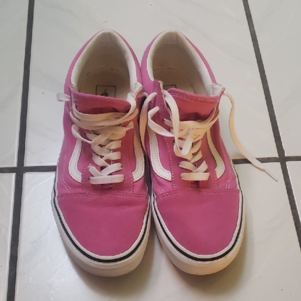 Vintage like new "Vans" Pink old skool low skate sneakers with white stripe